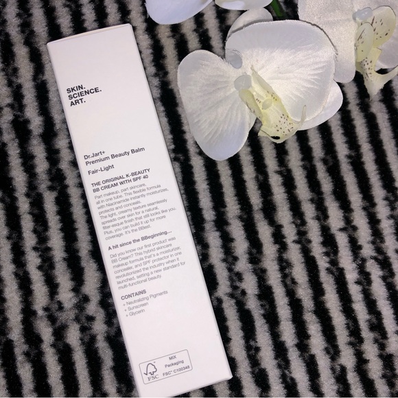 Dr Jart Premium BB Tinted Moisturizer with Niacinamide and SPF 40 - Picture 6 of 15